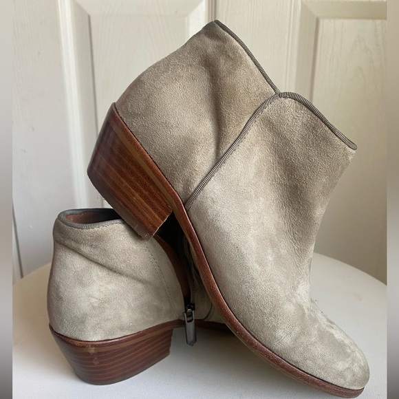 Sam Edelman Booties. - Picture 2 of 10